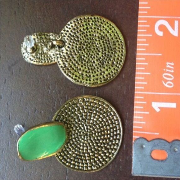 (G1) Circle Earrings - Picture 3 of 4